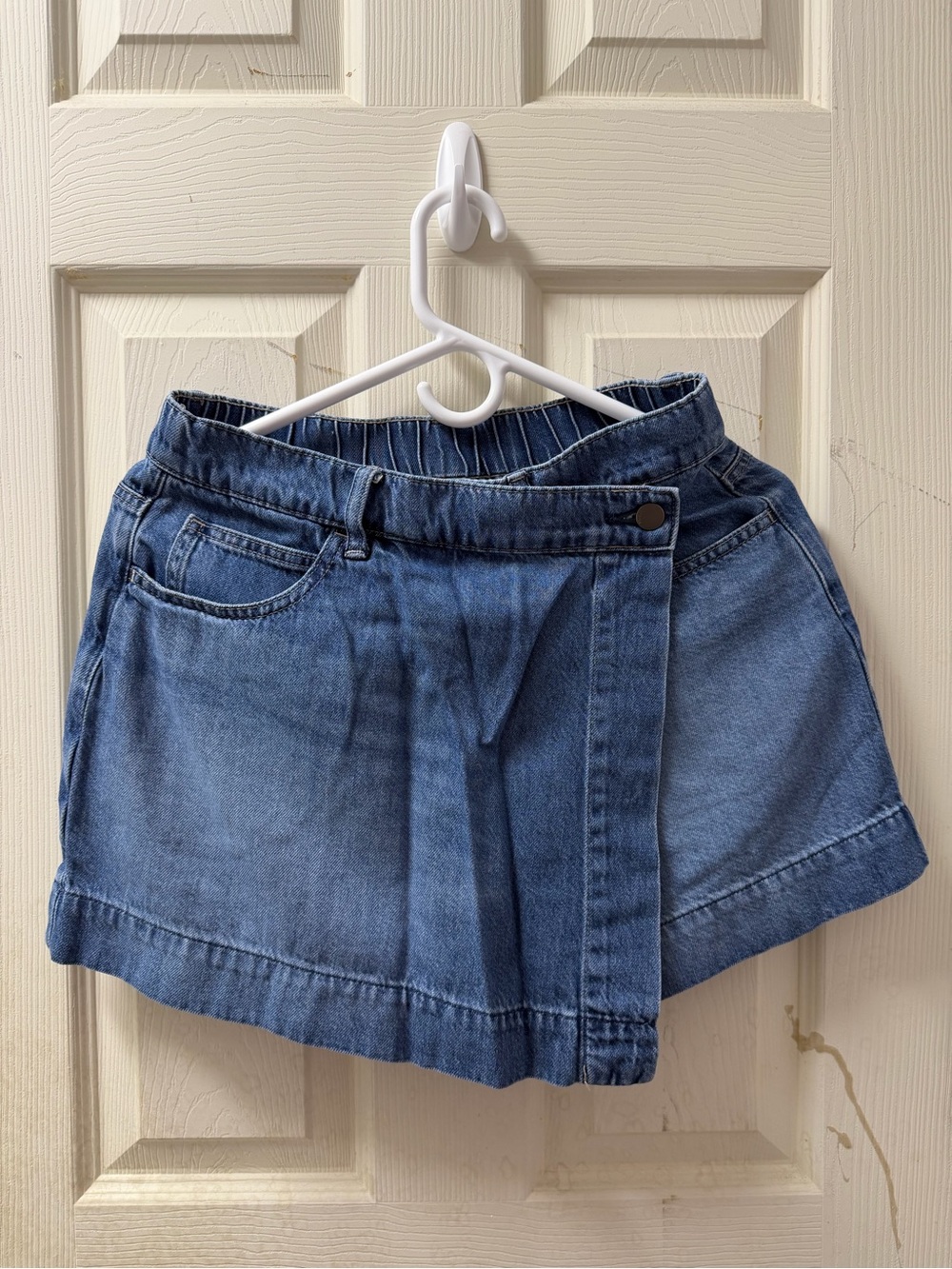 💙 Uniqlo Denim Skort